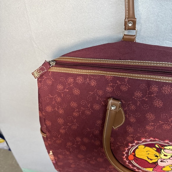 Disney Winnie the Pooh Appliquéd Overnight/Weekender/Duffel Bag Maroon Canvas - Picture 8 of 11